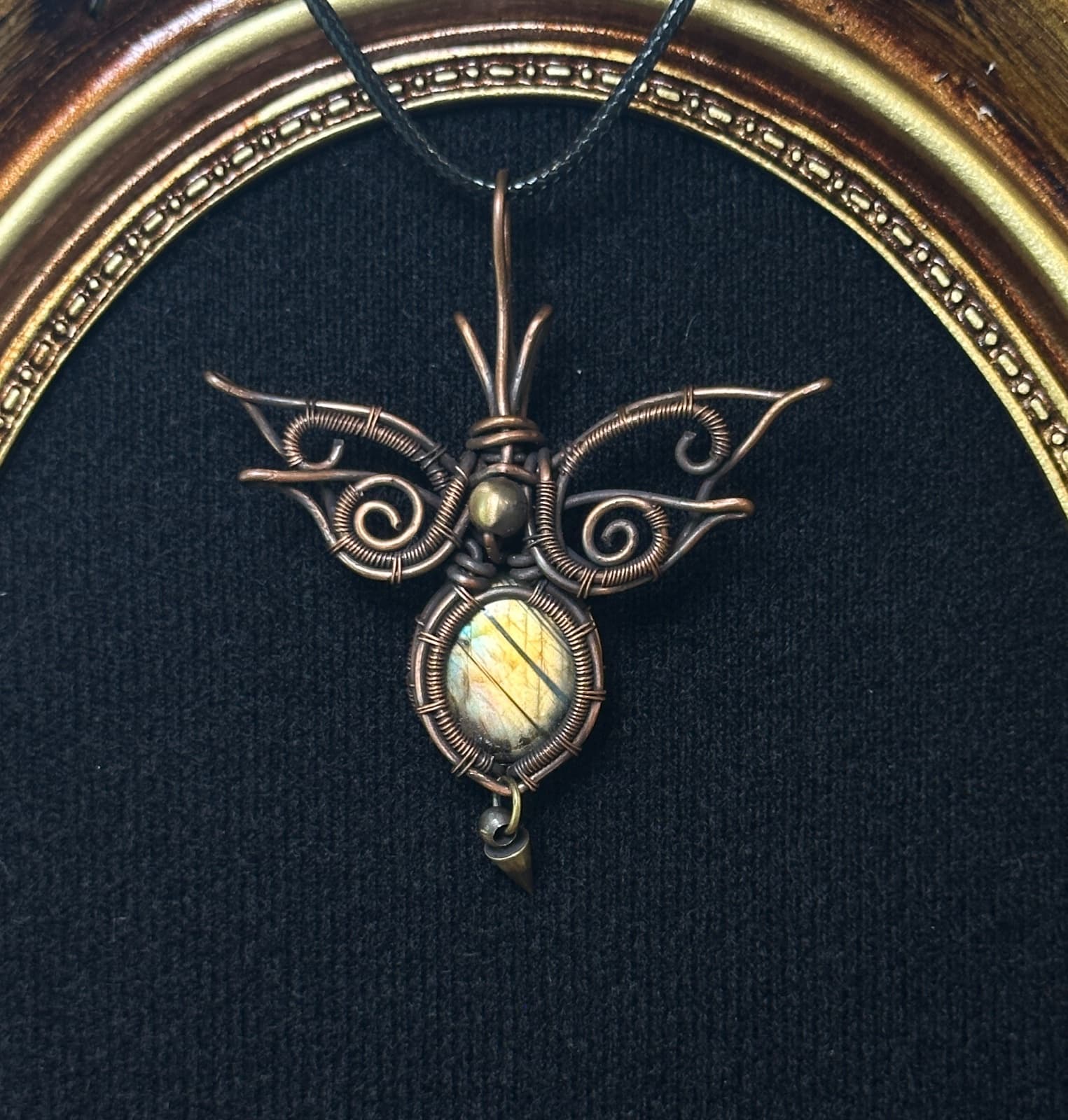 Honeywing Charm